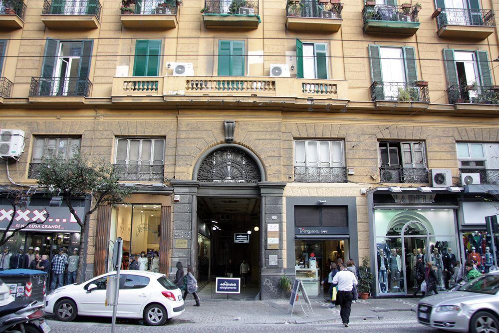 Viaggio A Napoli B&B Luaran gambar
