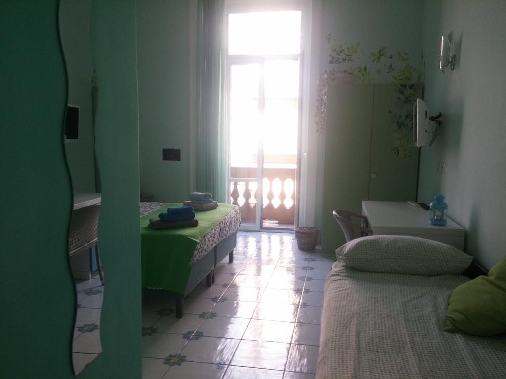 Viaggio A Napoli B&B Luaran gambar