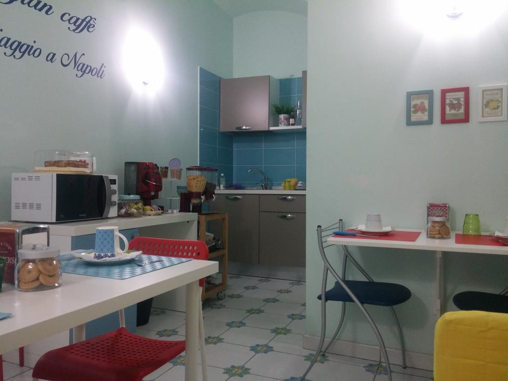 Viaggio A Napoli B&B Luaran gambar