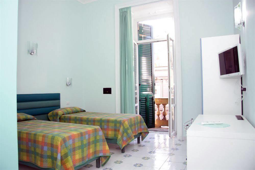 Viaggio A Napoli B&B Luaran gambar